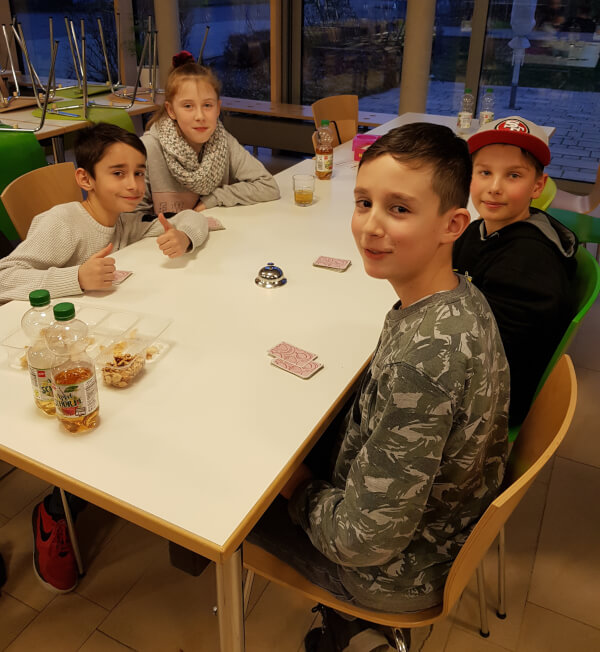 Spieleabend Jungen